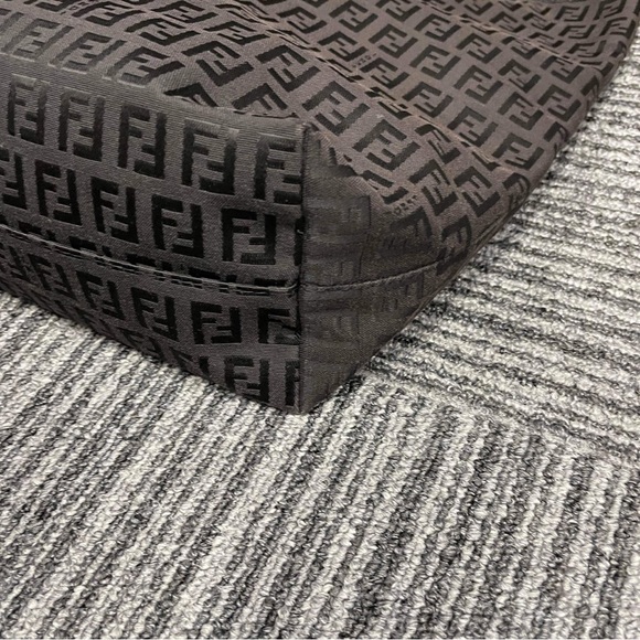 Fendi FF print tote bag - women - Leather/Nylon - Picture 6 of 16